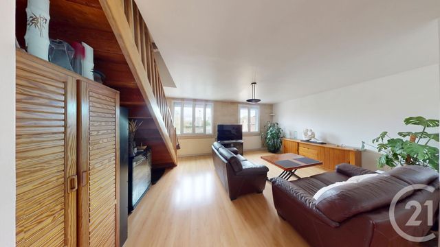 Appartement F4 à vendre - 4 pièces - 88.83 m2 - AUBERVILLIERS - 93 - ILE-DE-FRANCE - Century 21 Immo Conseil