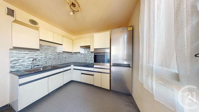 Appartement F4 à vendre - 4 pièces - 80.06 m2 - AUBERVILLIERS - 93 - ILE-DE-FRANCE - Century 21 Immo Conseil