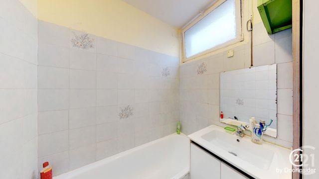 Afficher la photo en grand Appartement F2 à vendre - 2 pièces - 40.43 m2 - AUBERVILLIERS - 93 - ILE-DE-FRANCE - Century 21 Immo Conseil