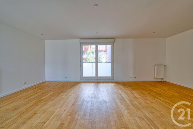 Afficher la photo en grand Appartement F4 à vendre - 4 pièces - 85.0 m2 - LA PLAINE ST DENIS - 93 - ILE-DE-FRANCE - Century 21 Immo Conseil