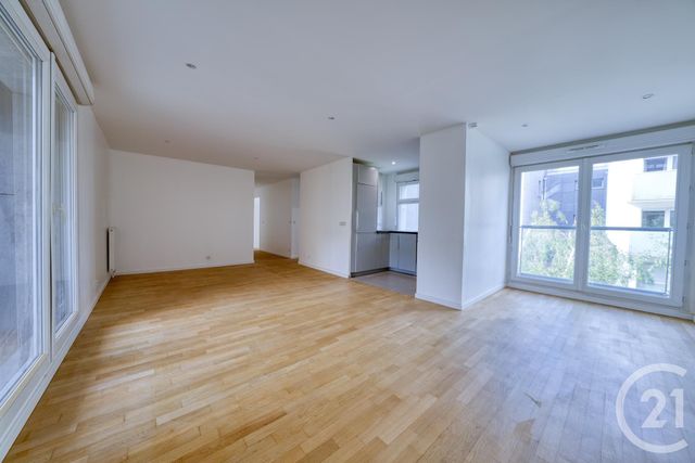 Afficher la photo en grand Appartement F4 à vendre - 4 pièces - 85.0 m2 - LA PLAINE ST DENIS - 93 - ILE-DE-FRANCE - Century 21 Immo Conseil