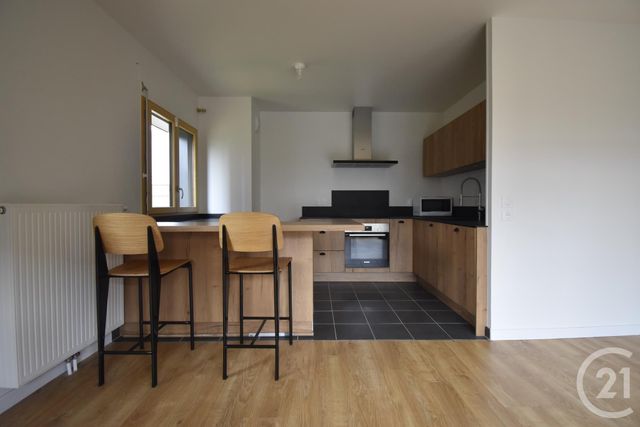 Afficher la photo en grand Appartement F3 à louer - 3 pièces - 71.1 m2 - AUBERVILLIERS - 93 - ILE-DE-FRANCE - Century 21 Immo Conseil