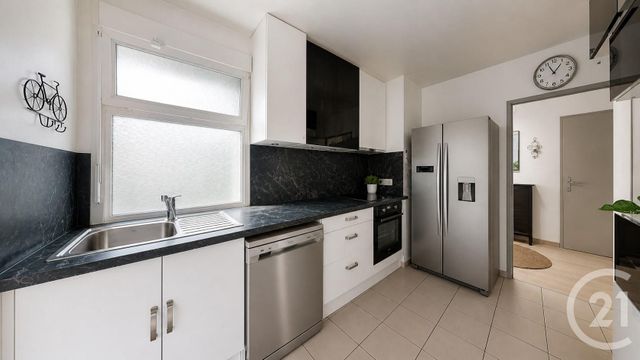 Appartement F2 à vendre - 2 pièces - 49.01 m2 - AUBERVILLIERS - 93 - ILE-DE-FRANCE - Century 21 Immo Conseil