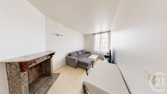 Appartement F4 à vendre - 4 pièces - 55.32 m2 - AUBERVILLIERS - 93 - ILE-DE-FRANCE - Century 21 Immo Conseil
