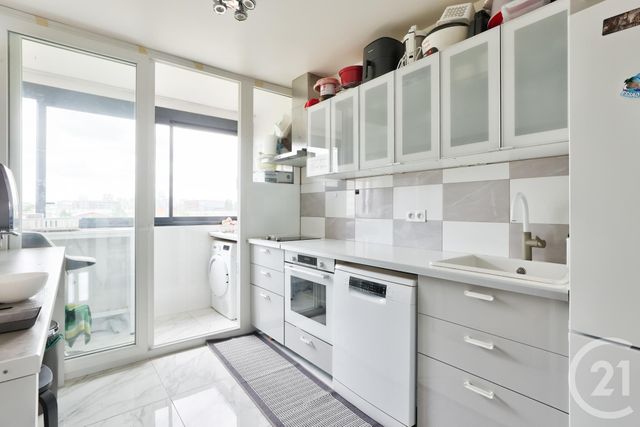 Afficher la photo en grand Appartement F3 à vendre - 3 pièces - 64.0 m2 - AUBERVILLIERS - 93 - ILE-DE-FRANCE - Century 21 Immo Conseil