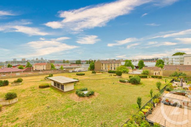 Afficher la photo en grand Appartement F3 à vendre - 3 pièces - 64.0 m2 - AUBERVILLIERS - 93 - ILE-DE-FRANCE - Century 21 Immo Conseil