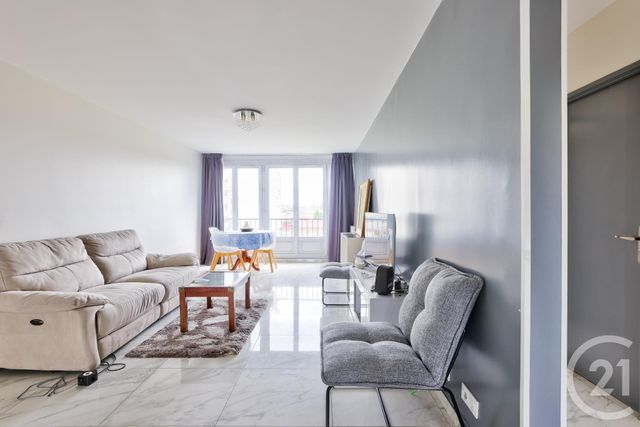 Afficher la photo en grand Appartement F3 à vendre - 3 pièces - 64.0 m2 - AUBERVILLIERS - 93 - ILE-DE-FRANCE - Century 21 Immo Conseil