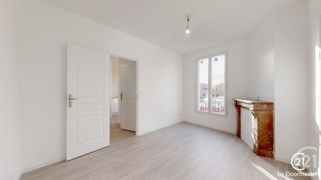 Appartement T2 à vendre - 2 pièces - 35.0 m2 - AUBERVILLIERS - 93 - ILE-DE-FRANCE - Century 21 Immo Conseil