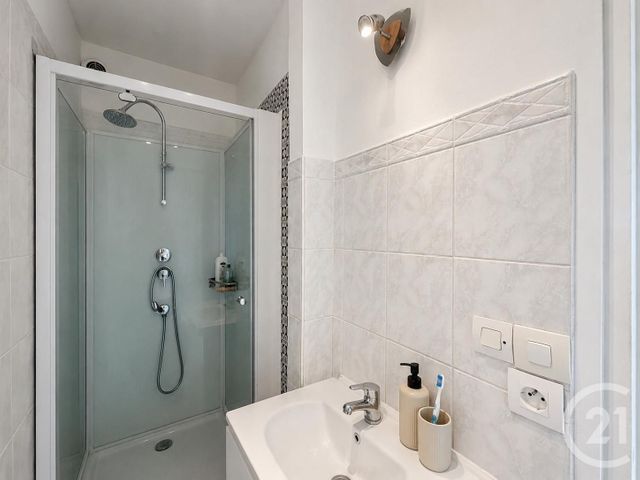 Appartement F2 à louer - 2 pièces - 32.82 m2 - AUBERVILLIERS - 93 - ILE-DE-FRANCE - Century 21 Immo Conseil