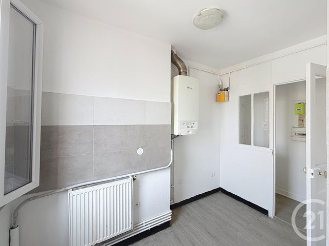 Appartement F2 à louer - 2 pièces - 32.82 m2 - AUBERVILLIERS - 93 - ILE-DE-FRANCE - Century 21 Immo Conseil