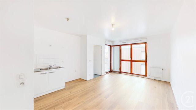 Appartement F3 à vendre - 3 pièces - 56.63 m2 - AUBERVILLIERS - 93 - ILE-DE-FRANCE - Century 21 Immo Conseil