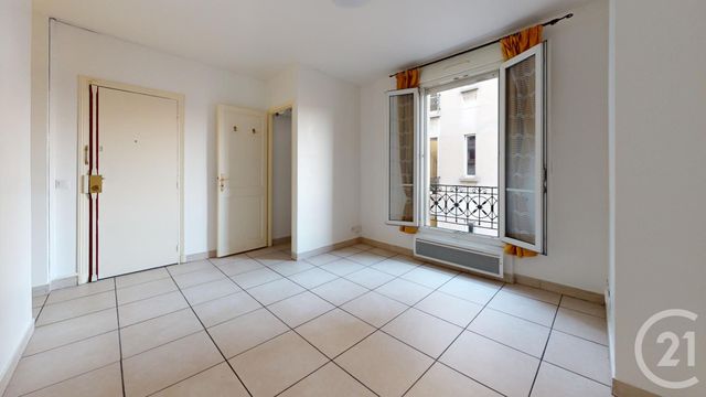 Appartement F2 à vendre - 2 pièces - 31.27 m2 - PARIS - 75018 - ILE-DE-FRANCE - Century 21 Immo Conseil