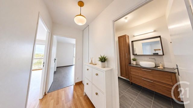 Appartement F2 à vendre - 2 pièces - 43.4 m2 - AUBERVILLIERS - 93 - ILE-DE-FRANCE - Century 21 Immo Conseil