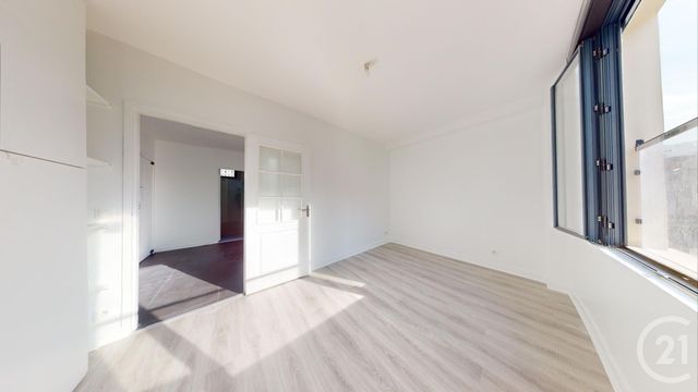 Afficher la photo en grand Appartement F2 à vendre - 2 pièces - 34.25 m2 - AUBERVILLIERS - 93 - ILE-DE-FRANCE - Century 21 Immo Conseil