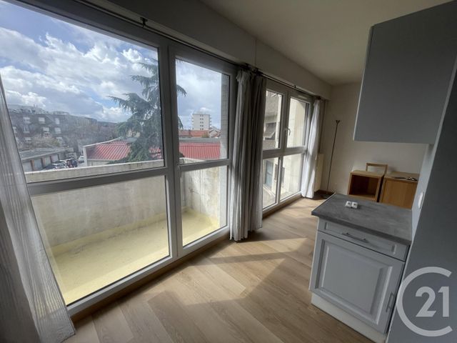 Appartement F1 à louer - 1 pièce - 25.76 m2 - LE BOURGET - 93 - ILE-DE-FRANCE - Century 21 Immo Conseil
