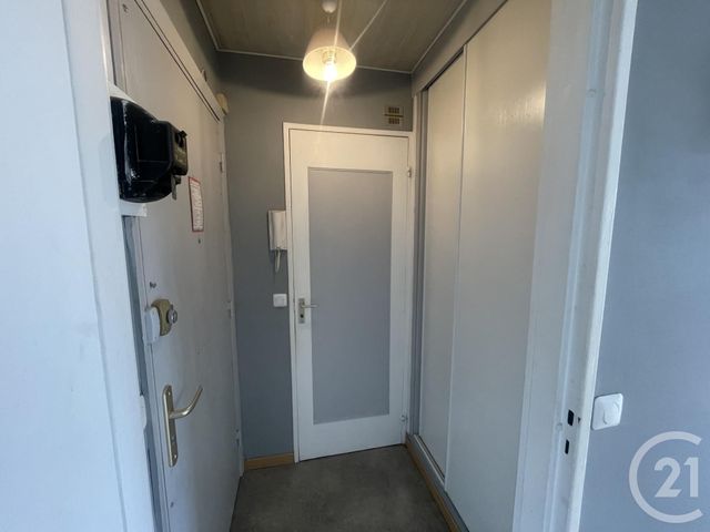 Appartement F1 à louer - 1 pièce - 25.76 m2 - LE BOURGET - 93 - ILE-DE-FRANCE - Century 21 Immo Conseil