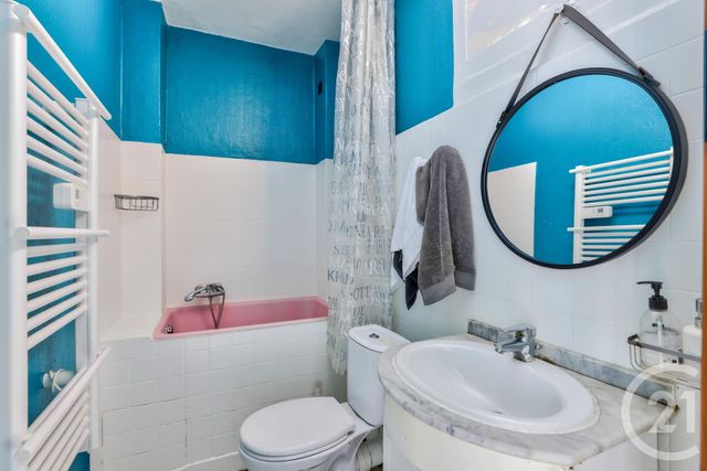 Appartement F2 à vendre - 2 pièces - 32.0 m2 - ST DENIS - 93 - ILE-DE-FRANCE - Century 21 Immo Conseil