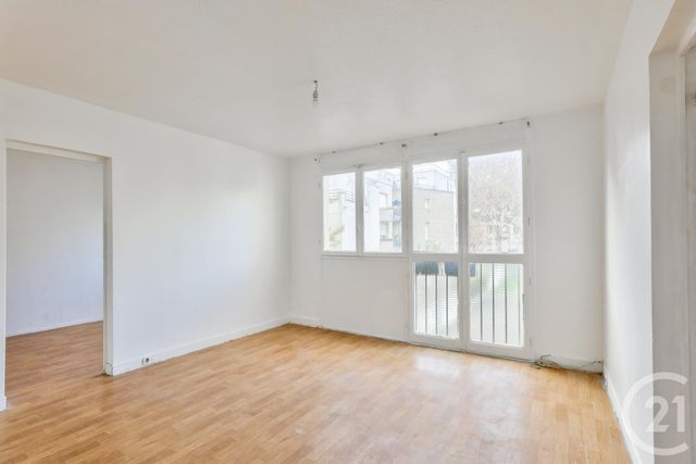 Appartement F4 à vendre - 4 pièces - 62.0 m2 - AUBERVILLIERS - 93 - ILE-DE-FRANCE - Century 21 Immo Conseil
