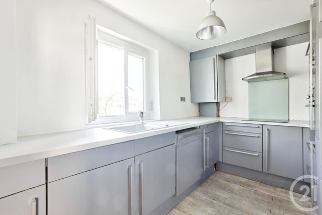 Appartement F3 à vendre - 3 pièces - 50.0 m2 - AUBERVILLIERS - 93 - ILE-DE-FRANCE - Century 21 Immo Conseil