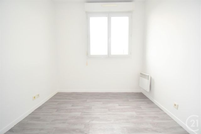 Appartement à louer - 3 pièces - 57.0 m2 - AUBERVILLIERS - 93 - ILE-DE-FRANCE - Century 21 Immo Conseil