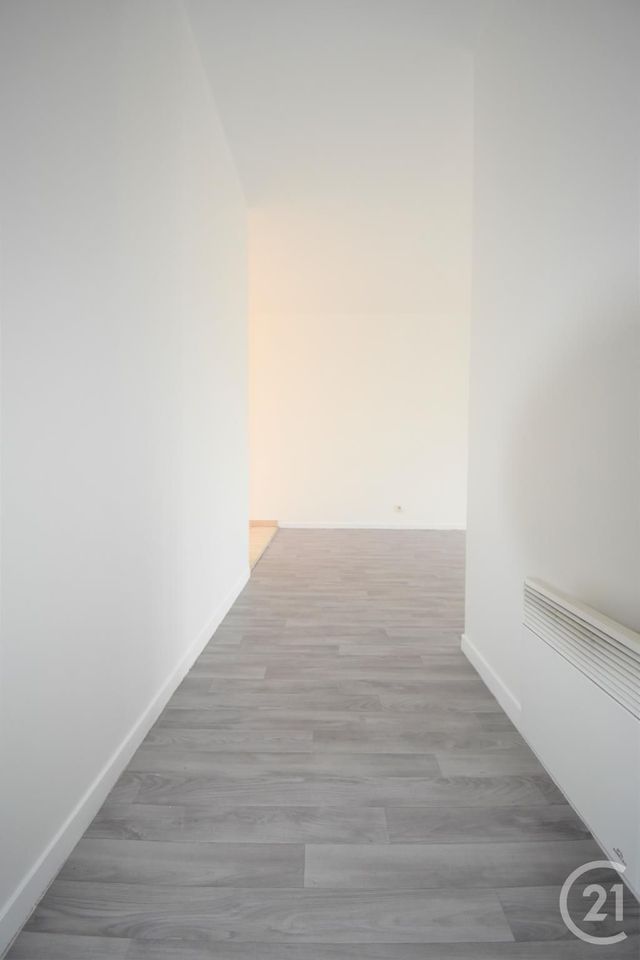 Appartement à louer - 3 pièces - 57.0 m2 - AUBERVILLIERS - 93 - ILE-DE-FRANCE - Century 21 Immo Conseil