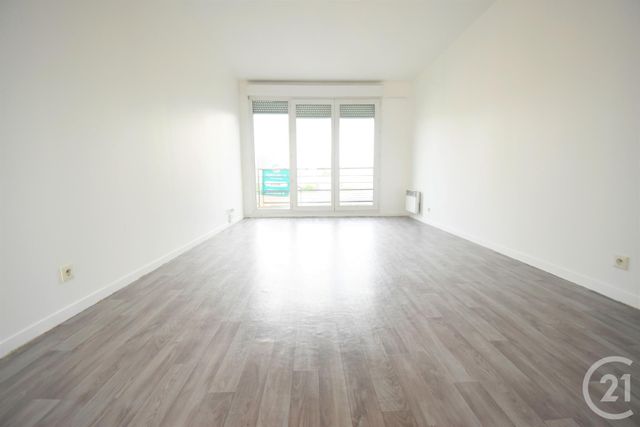 Appartement à louer - 3 pièces - 57.0 m2 - AUBERVILLIERS - 93 - ILE-DE-FRANCE - Century 21 Immo Conseil