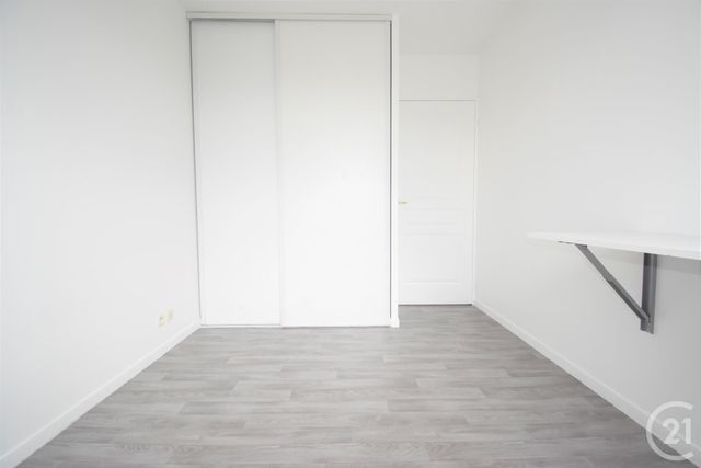 Appartement à louer - 3 pièces - 57.0 m2 - AUBERVILLIERS - 93 - ILE-DE-FRANCE - Century 21 Immo Conseil