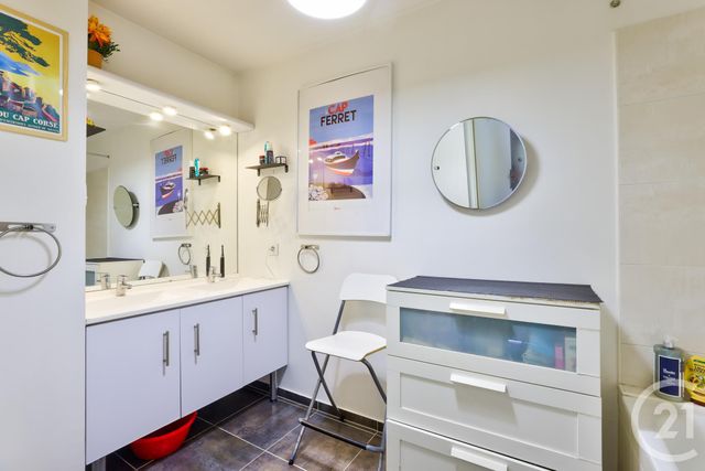 Afficher la photo en grand Appartement F4 à vendre - 4 pièces - 77.0 m2 - AUBERVILLIERS - 93 - ILE-DE-FRANCE - Century 21 Immo Conseil