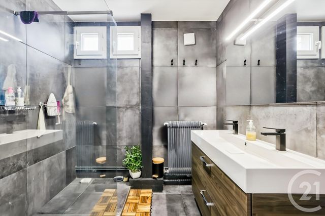 Appartement F2 à vendre - 2 pièces - 57.0 m2 - AUBERVILLIERS - 93 - ILE-DE-FRANCE - Century 21 Immo Conseil