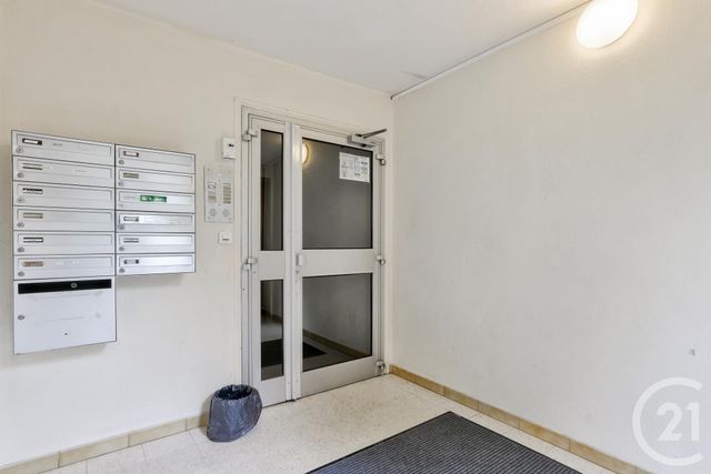 Afficher la photo en grand Appartement F2 à vendre - 2 pièces - 57.0 m2 - AUBERVILLIERS - 93 - ILE-DE-FRANCE - Century 21 Immo Conseil