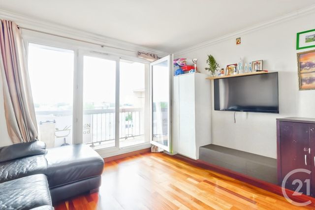 Appartement F3 à vendre - 3 pièces - 69.0 m2 - AUBERVILLIERS - 93 - ILE-DE-FRANCE - Century 21 Immo Conseil