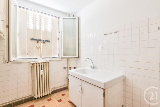 Appartement à vendre - 3 pièces - 50.4 m2 - AUBERVILLIERS - 93 - ILE-DE-FRANCE - Century 21 Immo Conseil