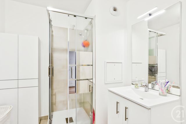 Appartement F3 à vendre - 3 pièces - 55.0 m2 - AUBERVILLIERS - 93 - ILE-DE-FRANCE - Century 21 Immo Conseil