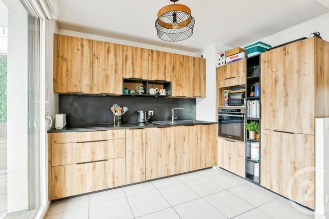 Appartement F4 à vendre - 4 pièces - 83.0 m2 - AUBERVILLIERS - 93 - ILE-DE-FRANCE - Century 21 Immo Conseil