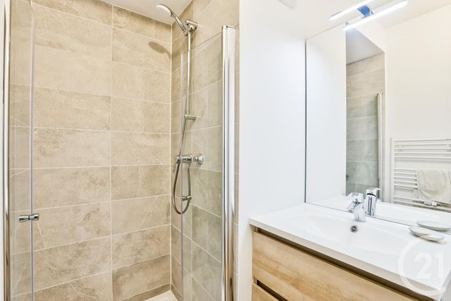 Appartement F4 à vendre - 4 pièces - 83.0 m2 - AUBERVILLIERS - 93 - ILE-DE-FRANCE - Century 21 Immo Conseil