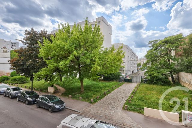 Afficher la photo en grand Appartement F1 à vendre - 1 pièce - 20.0 m2 - AUBERVILLIERS - 93 - ILE-DE-FRANCE - Century 21 Immo Conseil