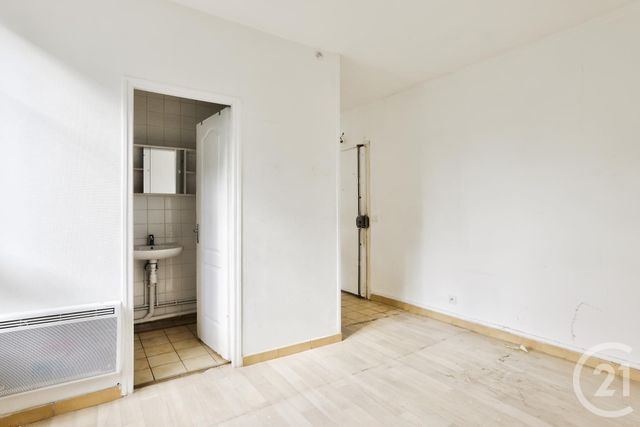Afficher la photo en grand Appartement F1 à vendre - 1 pièce - 19.0 m2 - AUBERVILLIERS - 93 - ILE-DE-FRANCE - Century 21 Immo Conseil