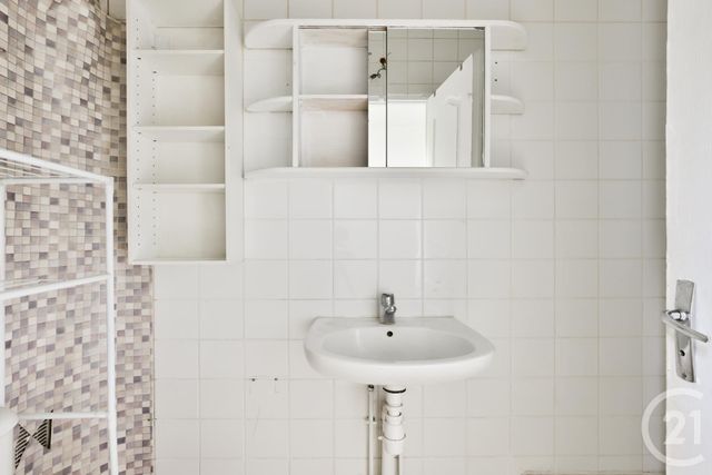 Afficher la photo en grand Appartement F1 à vendre - 1 pièce - 19.0 m2 - AUBERVILLIERS - 93 - ILE-DE-FRANCE - Century 21 Immo Conseil