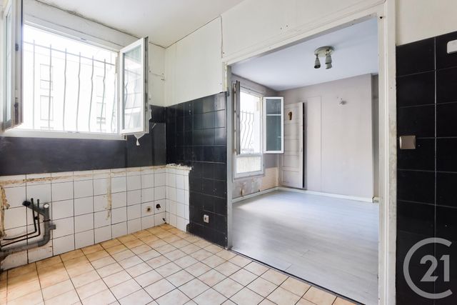 Afficher la photo en grand Appartement à vendre - 2 pièces - 32.0 m2 - AUBERVILLIERS - 93 - ILE-DE-FRANCE - Century 21 Immo Conseil