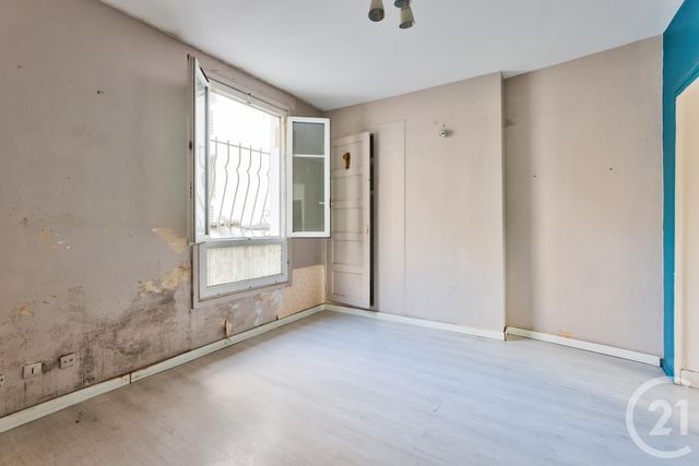 Afficher la photo en grand Appartement à vendre - 2 pièces - 32.0 m2 - AUBERVILLIERS - 93 - ILE-DE-FRANCE - Century 21 Immo Conseil