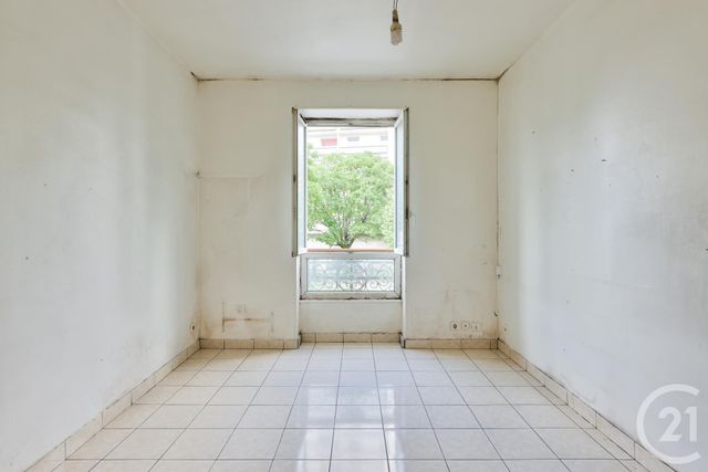 Afficher la photo en grand Appartement à vendre - 2 pièces - 30.0 m2 - AUBERVILLIERS - 93 - ILE-DE-FRANCE - Century 21 Immo Conseil