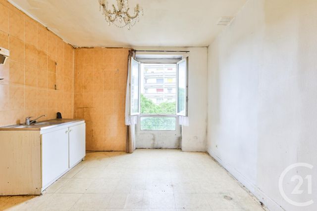 Afficher la photo en grand Appartement F2 à vendre - 2 pièces - 33.0 m2 - AUBERVILLIERS - 93 - ILE-DE-FRANCE - Century 21 Immo Conseil