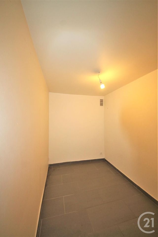 Appartement F1 à louer - 1 pièce - 22.51 m2 - AUBERVILLIERS - 93 - ILE-DE-FRANCE - Century 21 Immo Conseil