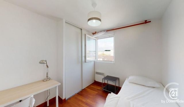 Appartement F5 à louer - 5 pièces - 93.27 m2 - LA COURNEUVE - 93 - ILE-DE-FRANCE - Century 21 Immo Conseil
