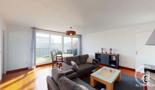 Appartement F5 à louer - 5 pièces - 93.27 m2 - LA COURNEUVE - 93 - ILE-DE-FRANCE - Century 21 Immo Conseil