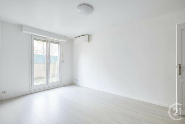 Appartement F3 à vendre - 3 pièces - 77.0 m2 - AUBERVILLIERS - 93 - ILE-DE-FRANCE - Century 21 Immo Conseil