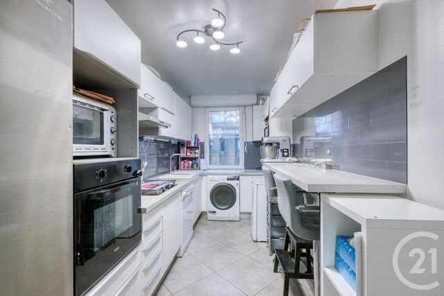 Appartement F3 à vendre - 3 pièces - 77.0 m2 - AUBERVILLIERS - 93 - ILE-DE-FRANCE - Century 21 Immo Conseil