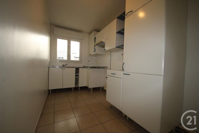 Appartement F2 à louer - 2 pièces - 45.31 m2 - LA COURNEUVE - 93 - ILE-DE-FRANCE - Century 21 Immo Conseil