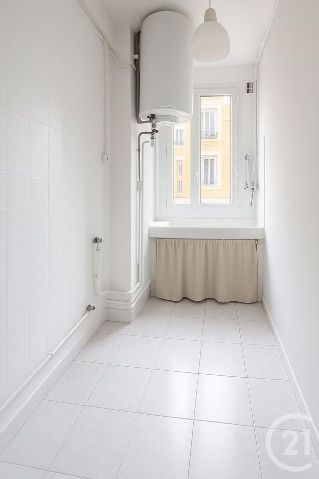 Appartement F2 à louer - 2 pièces - 32.0 m2 - AUBERVILLIERS - 93 - ILE-DE-FRANCE - Century 21 Immo Conseil