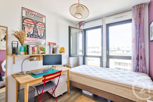 Afficher la photo en grand Appartement F4 à vendre - 4 pièces - 77.0 m2 - PARIS - 75019 - ILE-DE-FRANCE - Century 21 Immo Conseil